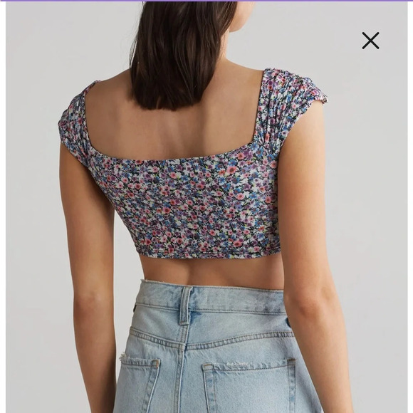 NWT AFRM Lazo Off the Shoulder Crop Top - Picture 3 of 4